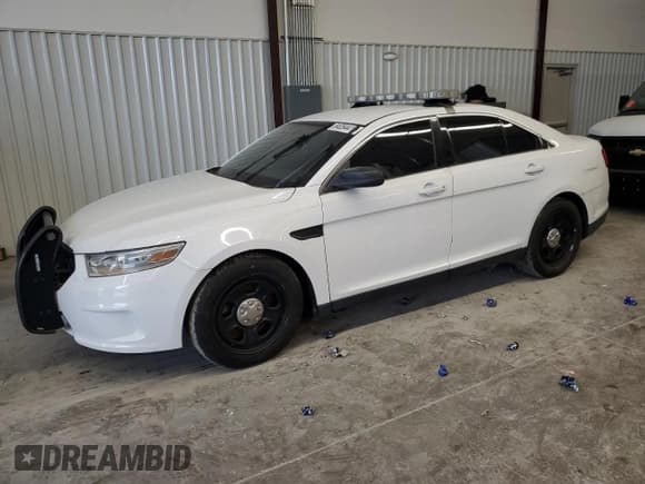 ✅ 2013 Ford Police Interceptor • VIN: 1FAHP2MT3DG196579 • Лот: 84094414. Опубликован ранее на Copart с пробегом Не указан. Бесплатный доступ к архиву аукционных продаж из США и подробный отчёт об истории автомобиля на DreamBid. Изображение 1.