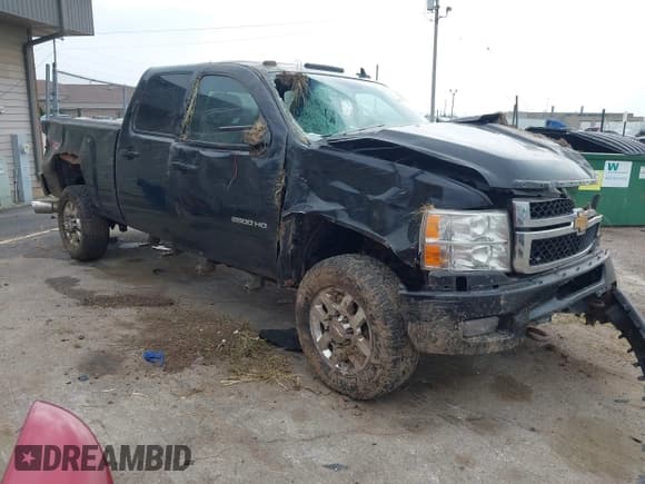 ✅ 2011 Chevrolet Silverado 2500HD LTZ • VIN: 1GC1KYC87BF131585 • Lot: 42502778. Listed on IAAI with 234,150 mi. Free auction sales archive from the USA and detailed vehicle history report at DreamBid. Image 1.