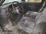 ✅ 1999 Chevrolet S-10 LS • VIN: 1GCDT14W8XK150305 • Лот: 88195785. Опубликован ранее на Copart с пробегом 153 259 миль. Бесплатный доступ к архиву аукционных продаж из США и подробный отчёт об истории автомобиля на DreamBid. Изображение 7.