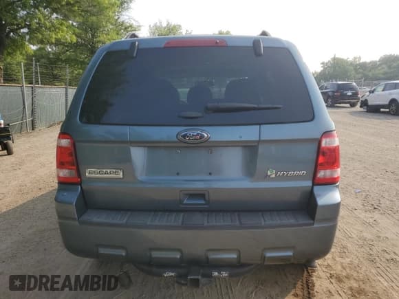 ✅ 2012 Ford Escape Hybrid • VIN: 1FMCU5K32CKB05830 • Lot: 59354905. Wystawiony na Copart z przebiegiem 59 505 mil. Bezpłatny archiwum sprzedaży aukcyjnych z USA i szczegółowy raport historii pojazdu na DreamBid. Zdjęcie 6.
