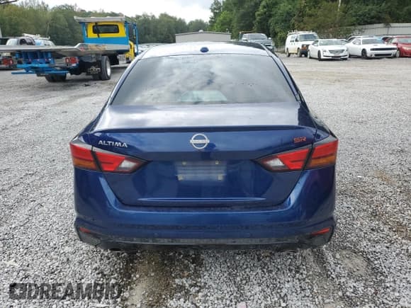 ✅ 2024 Nissan Altima SR • VIN: 1N4BL4CV6RN377601 • Lot: 81775335. Listed on Copart with 49,597 mi. Free auction sales archive from the USA and detailed vehicle history report at DreamBid. Image 6.