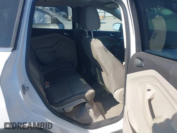 ✅ 2015 Ford Escape SE • VIN: 1FMCU0G7XFUC35586 • Лот: 43367240. Опубликован ранее на IAAI с пробегом 143 334 миль. Бесплатный доступ к архиву аукционных продаж из США и подробный отчёт об истории автомобиля на DreamBid. Изображение 8.