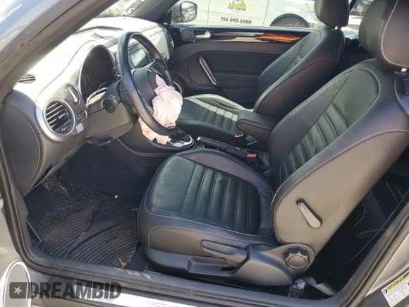 ✅ 2014 Volkswagen Beetle 2.0L TDI • VIN: 3VW5L7AT7EM817465 • Lot: 65702455. Listed on Copart with Not provided. Free auction sales archive from the USA and detailed vehicle history report at DreamBid. Image 7.