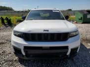 ✅ 2025 Jeep Grand Cherokee Limited • VIN: 1C4RJKBG2S8660071 • Lot: 70662735. Wystawiony na Copart z przebiegiem 4 994 mil. Bezpłatny archiwum sprzedaży aukcyjnych z USA i szczegółowy raport historii pojazdu na DreamBid. Zdjęcie 5.