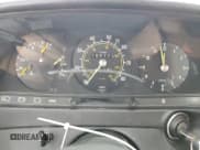 ✅ 1982 Mercedes-Benz 240 • VIN: WDBAB23A5CB311686 • Lot: 86339105. Wystawiony na Copart z przebiegiem 169 775 mil. Bezpłatny archiwum sprzedaży aukcyjnych z USA i szczegółowy raport historii pojazdu na DreamBid. Zdjęcie 9.