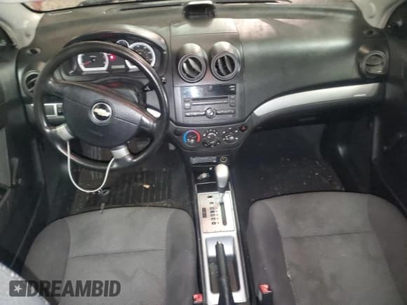 ✅ 2010 Chevrolet Aveo 1LT • VIN: KL1TD5DE4AB048635 • Lot: 71936674. Wystawiony na Copart z przebiegiem Nie podano. Bezpłatny archiwum sprzedaży aukcyjnych z USA i szczegółowy raport historii pojazdu na DreamBid. Zdjęcie 8.