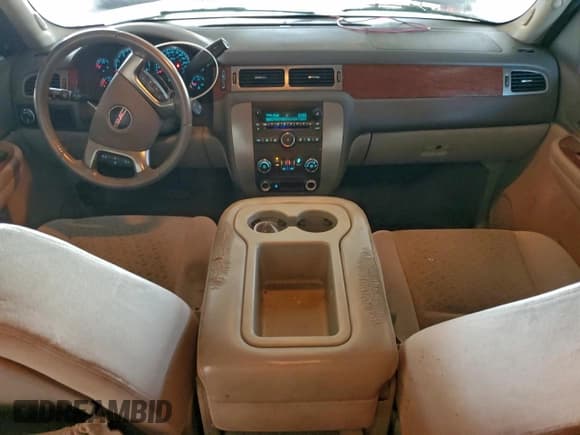 ✅ 2007 GMC Yukon SLE • VIN: 1GKFC13C97R355515 • Lot: 94892835. Listed on Copart with 180,021 mi. Free auction sales archive from the USA and detailed vehicle history report at DreamBid. Image 8.