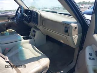 ✅ 2002 Chevrolet Suburban LT • VIN: 1GNEC16Z52J230016 • Лот: 42669363. Опубликован ранее на IAAI с пробегом 298 073 миль. Бесплатный доступ к архиву аукционных продаж из США и подробный отчёт об истории автомобиля на DreamBid. Изображение 5.