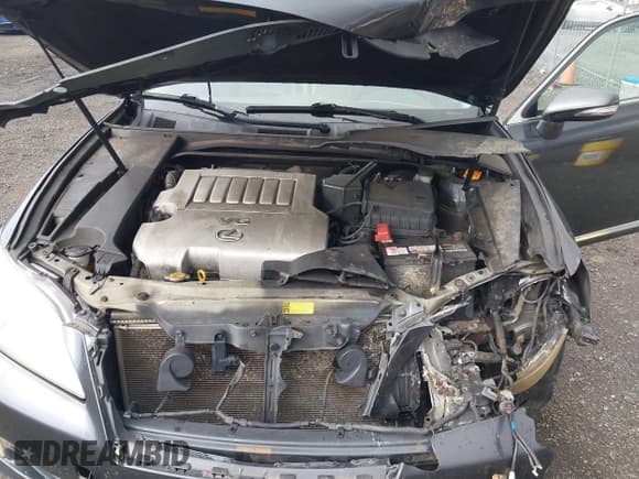 ✅ 2010 Lexus ES 330 • VIN: JTHBK1EG1A2353737 • Lot: 43650809. Wystawiony na IAAI z przebiegiem 150 318 mil. Bezpłatny archiwum sprzedaży aukcyjnych z USA i szczegółowy raport historii pojazdu na DreamBid. Zdjęcie 10.