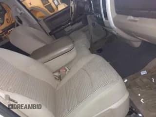 ✅ 2009 Dodge 1500 TRX • VIN: 1D3HV18P49S700804 • Lot: 42244041. Wystawiony na IAAI z przebiegiem 152 952 mil. Bezpłatny archiwum sprzedaży aukcyjnych z USA i szczegółowy raport historii pojazdu na DreamBid. Zdjęcie 5.