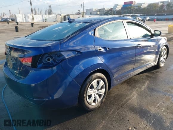 ✅ 2016 Hyundai Elantra SE • VIN: 5NPDH4AE4GH722242 • Lot: 43419625. Listed on IAAI with 104,195 mi. Free auction sales archive from the USA and detailed vehicle history report at DreamBid. Image 4.