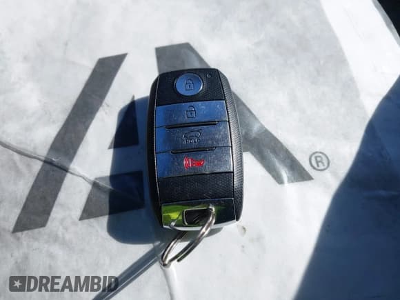 ✅ 2017 Kia Sorento SX • VIN: 5XYPKDA5XHG241578 • Lot: 43523286. Listed on IAAI with 94,885 mi. Free auction sales archive from the USA and detailed vehicle history report at DreamBid. Image 11.