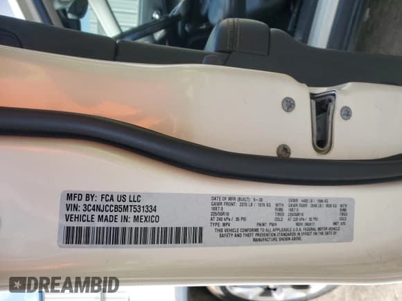 ✅ 2021 Jeep Compass Limited • VIN: 3C4NJCCB5MT531334 • Lot: 84243325. Listed on Copart with 104,732 mi. Free auction sales archive from the USA and detailed vehicle history report at DreamBid. Image 14.