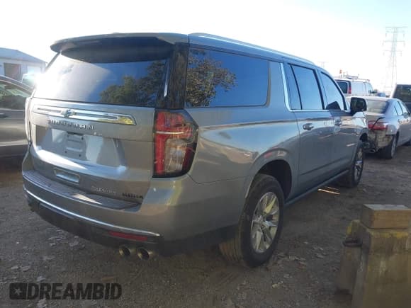 ✅ 2023 Chevrolet Suburban Premier • VIN: 1GNSKFKD0PR264984 • Лот: 43418237. Опубликован ранее на IAAI с пробегом 79 011 миль. Бесплатный доступ к архиву аукционных продаж из США и подробный отчёт об истории автомобиля на DreamBid. Изображение 4.