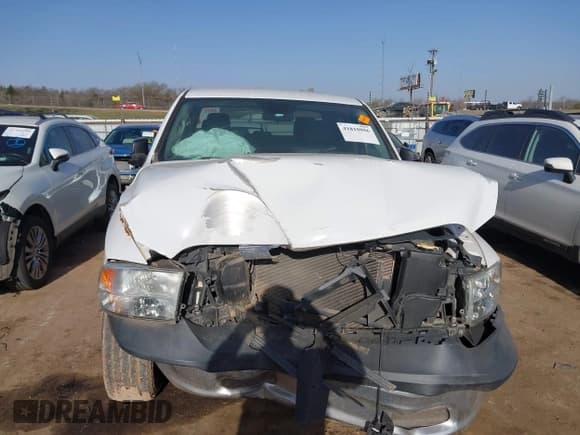 ✅ 2018 Ram 1500 Tradesman • VIN: 1C6RR6STXJS280045 • Lot: 41810856. Listed on IAAI with 111,797 mi. Free auction sales archive from the USA and detailed vehicle history report at DreamBid. Image 13.