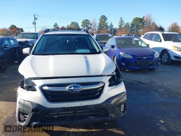 ✅ 2020 Subaru Outback Premium • VIN: 4S4BTAEC1L3109218 • Lot: 43620474. Listed on IAAI with 55,416 mi. Free auction sales archive from the USA and detailed vehicle history report at DreamBid. Image 13.