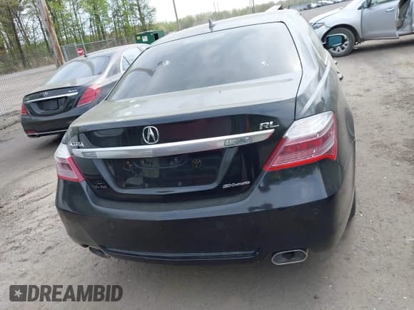 ✅ 2011 Acura RL Technology • VIN: JH4KB2F63BC000925 • Lot: 42082074. Listed on IAAI with 117,491 mi. Free auction sales archive from the USA and detailed vehicle history report at DreamBid. Image 16.