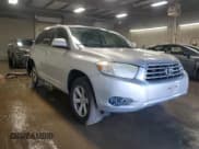 ✅ 2009 Toyota Highlander • VIN: JTEDA41A492000674 • Lot: 92902025. Listed on Copart with 203,989 mi. Free auction sales archive from the USA and detailed vehicle history report at DreamBid. Image 4.