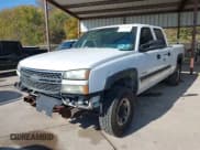 ✅ 2005 Chevrolet Silverado 2500HD LT • VIN: 1GCHC23U15F901726 • Lot: 43723341. Wystawiony na IAAI z przebiegiem 191 495 mil. Bezpłatny archiwum sprzedaży aukcyjnych z USA i szczegółowy raport historii pojazdu na DreamBid. Zdjęcie 2.