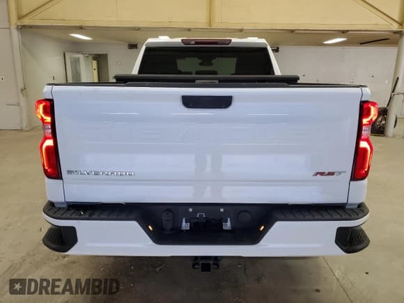 ✅ 2022 Chevrolet Silverado 1500 RST • VIN: 1GCUDEED3NZ621847 • Лот: 68490455. Опубликован ранее на Copart с пробегом 55 824 миль. Бесплатный доступ к архиву аукционных продаж из США и подробный отчёт об истории автомобиля на DreamBid. Изображение 6.