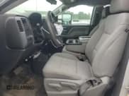 ✅ 2018 Chevrolet Silverado 1500 Custom • VIN: 1GCVKPEC7JZ244866 • Лот: 57501534. Опубликован ранее на Copart с пробегом 82 441 миль. Бесплатный доступ к архиву аукционных продаж из США и подробный отчёт об истории автомобиля на DreamBid. Изображение 7.