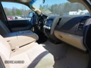 ✅ 2010 Toyota Tundra • VIN: 5TFDY5F14AX098563 • Lot: 42084336. Wystawiony na IAAI z przebiegiem 176 781 mil. Bezpłatny archiwum sprzedaży aukcyjnych z USA i szczegółowy raport historii pojazdu na DreamBid. Zdjęcie 5.