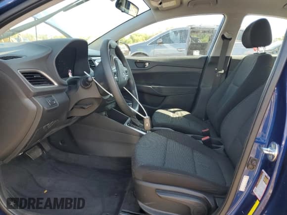 ✅ 2021 Hyundai Accent SE • VIN: 3KPC24A62ME141831 • Лот: 82308375. Опубликован ранее на Copart с пробегом 35 183 миль. Бесплатный доступ к архиву аукционных продаж из США и подробный отчёт об истории автомобиля на DreamBid. Изображение 7.