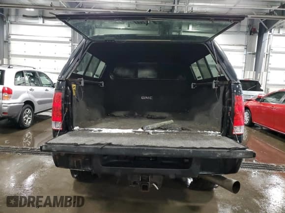 ✅ 2014 GMC Sierra 3500HD SRW Denali • VIN: 1GT426E83EF190507 • Лот: 85589364. Опубликован ранее на Copart с пробегом Не указан. Бесплатный доступ к архиву аукционных продаж из США и подробный отчёт об истории автомобиля на DreamBid. Изображение 6.