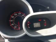 ✅ 2010 Pontiac Vibe 1SB • VIN: 5Y2SP6E04AZ410992 • Lot: 42539506. Listed on IAAI with 197,382 mi. Free auction sales archive from the USA and detailed vehicle history report at DreamBid. Image 7.