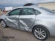 ✅ 2013 Buick Verano Convenience Group • VIN: 1G4PR5SK6D4137695 • Lot: 43809253. Wystawiony na IAAI z przebiegiem 171 853 mil. Bezpłatny archiwum sprzedaży aukcyjnych z USA i szczegółowy raport historii pojazdu na DreamBid. Zdjęcie 6.