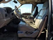 ✅ 2004 Ford Excursion Eddie Bauer • VIN: 1FMSU45P74EA29932 • Lot: 53301295. Listed on Copart with 171,263 mi. Free auction sales archive from the USA and detailed vehicle history report at DreamBid. Image 7.