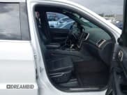 ✅ 2018 Jeep Grand Cherokee High Altitude • VIN: 1C4RJECG3JC512958 • Lot: 43320170. Wystawiony na IAAI z przebiegiem 62 823 mil. Bezpłatny archiwum sprzedaży aukcyjnych z USA i szczegółowy raport historii pojazdu na DreamBid. Zdjęcie 5.