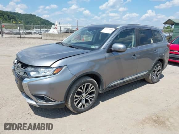 2017 Mitsubishi Outlander SE с VIN JA4AZ3A35HZ055663, выставлен на аукционе IAAI как лот 42971988 с пробегом 93 052 миль миль и . История ставок и продаж доступна на DreamBid. Изображение 17.