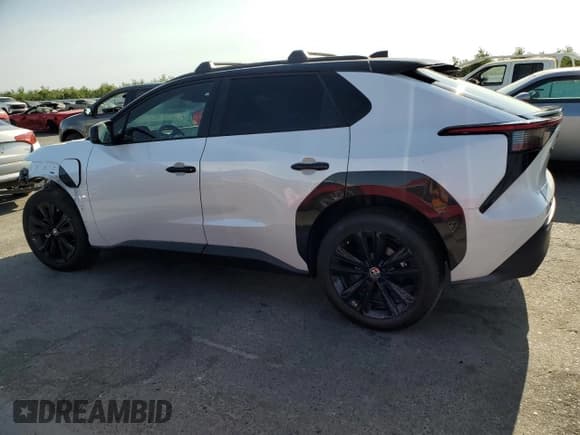 ✅ 2025 Toyota bZ4X XLE • VIN: JTMABACA6SA092821 • Lot: 61958915. Wystawiony na Copart z przebiegiem 3 497 mil. Bezpłatny archiwum sprzedaży aukcyjnych z USA i szczegółowy raport historii pojazdu na DreamBid. Zdjęcie 2.