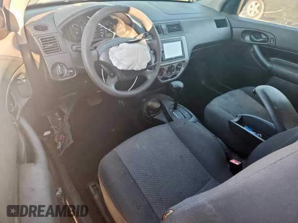 ✅ 2006 Ford Focus S • VIN: 1FAFP31N86W245318 • Lot: 82387455. Listed on Copart with Not provided. Free auction sales archive from the USA and detailed vehicle history report at DreamBid. Image 8.