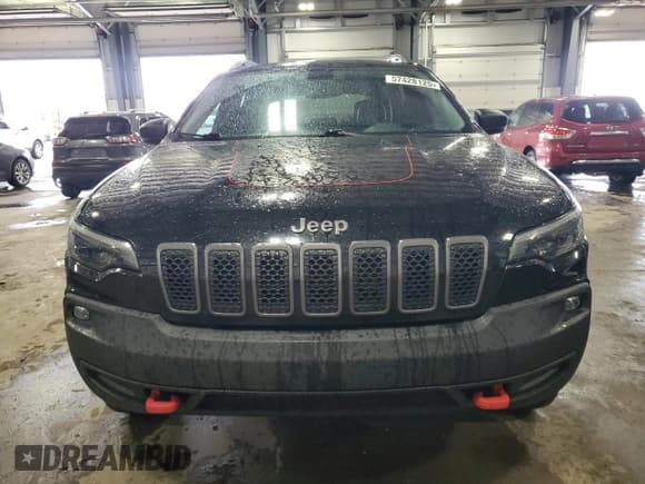 ✅ 2020 Jeep Cherokee Trailhawk • VIN: 1C4PJMBX4LD602457 • Lot: 57428125. Wystawiony na Copart z przebiegiem 81 963 mil. Bezpłatny archiwum sprzedaży aukcyjnych z USA i szczegółowy raport historii pojazdu na DreamBid. Zdjęcie 5.