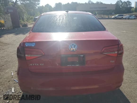 ✅ 2015 Volkswagen Jetta SE • VIN: 3VWD07AJ4FM263869 • Лот: 54489945. Опубликован ранее на Copart с пробегом 195 719 миль. Бесплатный доступ к архиву аукционных продаж из США и подробный отчёт об истории автомобиля на DreamBid. Изображение 6.