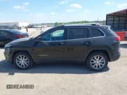 ✅ 2017 Jeep Cherokee Limited • VIN: 1C4PJMDS2HD239018 • Lot: 42254356. Wystawiony na IAAI z przebiegiem 129 673 mil. Bezpłatny archiwum sprzedaży aukcyjnych z USA i szczegółowy raport historii pojazdu na DreamBid. Zdjęcie 15.