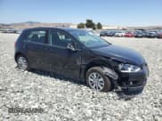 ✅ 2017 Volkswagen Golf S • VIN: 3VW117AU9HM070212 • Lot: 64227235. Wystawiony na Copart z przebiegiem 36 916 mil. Bezpłatny archiwum sprzedaży aukcyjnych z USA i szczegółowy raport historii pojazdu na DreamBid. Zdjęcie 4.