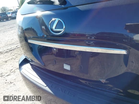 ✅ 2008 Lexus RX 350 • VIN: 2T2HK31U28C048855 • Lot: 43527021. Listed on IAAI with 229,266 mi. Free auction sales archive from the USA and detailed vehicle history report at DreamBid. Image 21.