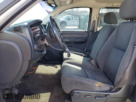 ✅ 2009 Chevrolet Silverado 2500HD LT • VIN: 1GCHC53609F186981 • Lot: 48033315. Listed on Copart with 412,511 mi. Free auction sales archive from the USA and detailed vehicle history report at DreamBid. Image 7.