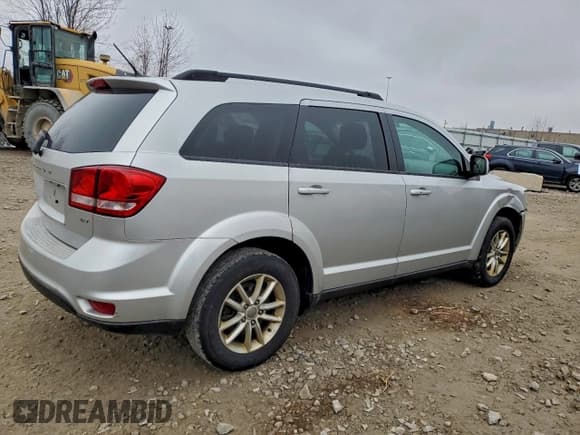 ✅ 2014 Dodge Journey SXT • VIN: 3C4PDCBG3ET135336 • Lot: 94134875. Wystawiony na Copart z przebiegiem 194 147 mil. Bezpłatny archiwum sprzedaży aukcyjnych z USA i szczegółowy raport historii pojazdu na DreamBid. Zdjęcie 3.