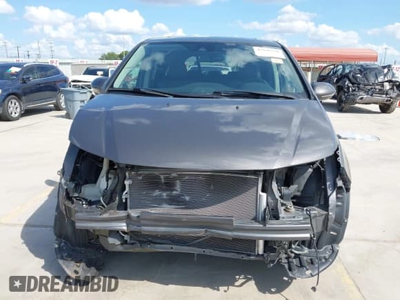 ✅ 2015 Honda Odyssey Touring Elite • VIN: 5FNRL5H90FB078366 • Lot: 42846570. Listed on IAAI with 27,305 mi. Free auction sales archive from the USA and detailed vehicle history report at DreamBid. Image 13.