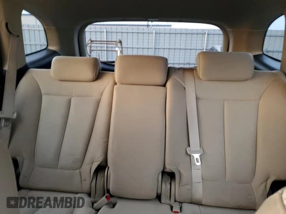 ✅ 2009 Hyundai Santa Fe GLS • VIN: 5NMSG13D29H283636 • Lot: 83018694. Listed on Copart with 274,921 mi. Free auction sales archive from the USA and detailed vehicle history report at DreamBid. Image 10.