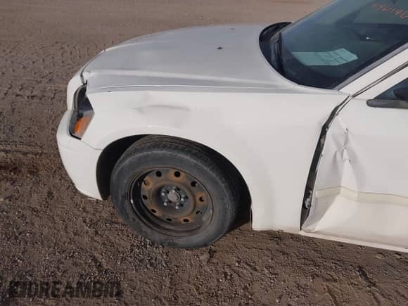 2006 Dodge Magnum с VIN 2D4FV47T76H416489, выставлен на аукционе IAAI как лот 41461140 с пробегом 165 081 миль миль и . История ставок и продаж доступна на DreamBid. Изображение 6.