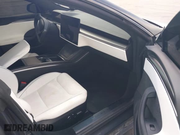 ✅ 2022 Tesla Model S Plaid • VIN: 5YJSA1E63NF459928 • Лот: 43776419. Опубликован ранее на IAAI с пробегом 32 483 миль. Бесплатный доступ к архиву аукционных продаж из США и подробный отчёт об истории автомобиля на DreamBid. Изображение 5.