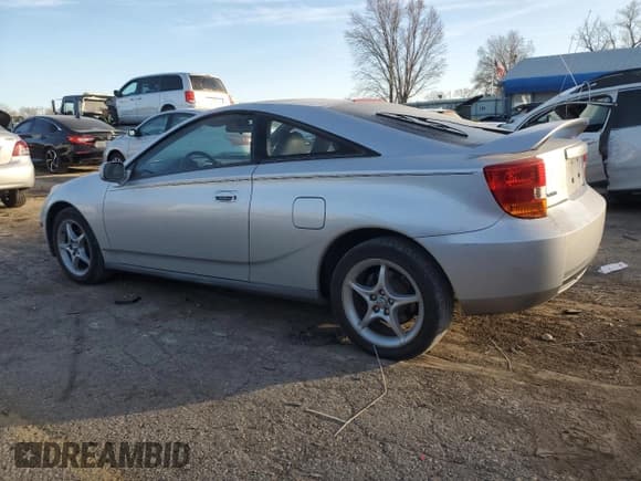✅ 2000 Toyota Celica GTS • VIN: JTDDY32T7Y0023659 • Lot: 85161564. Wystawiony na Copart z przebiegiem 140 772 mil. Bezpłatny archiwum sprzedaży aukcyjnych z USA i szczegółowy raport historii pojazdu na DreamBid. Zdjęcie 2.