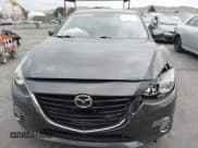 ✅ 2016 Mazda 3 S Touring • VIN: JM1BM1W34G1345542 • Lot: 43647035. Wystawiony na IAAI z przebiegiem 131 339 mil. Bezpłatny archiwum sprzedaży aukcyjnych z USA i szczegółowy raport historii pojazdu na DreamBid. Zdjęcie 12.