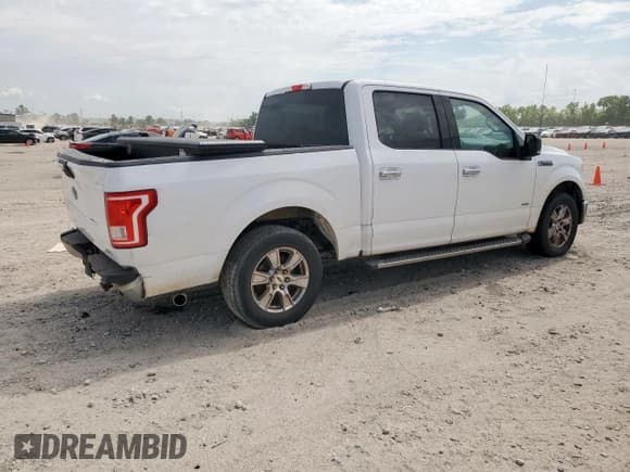 ✅ 2017 Ford F-150 XL • VIN: 1FTEW1CP6HKC32699 • Lot: 67308285. Listed on Copart with 230,725 mi. Free auction sales archive from the USA and detailed vehicle history report at DreamBid. Image 3.