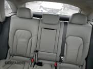 ✅ 2013 Audi Q5 Hybrid Prestige • VIN: WA1C8BFP3DA018041 • Lot: 82975544. Wystawiony na Copart z przebiegiem 67 936 mil. Bezpłatny archiwum sprzedaży aukcyjnych z USA i szczegółowy raport historii pojazdu na DreamBid. Zdjęcie 10.